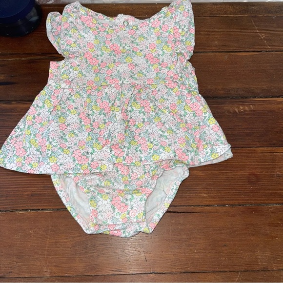 Carter's wardrobe bundle box 9M - Picture 10 of 10